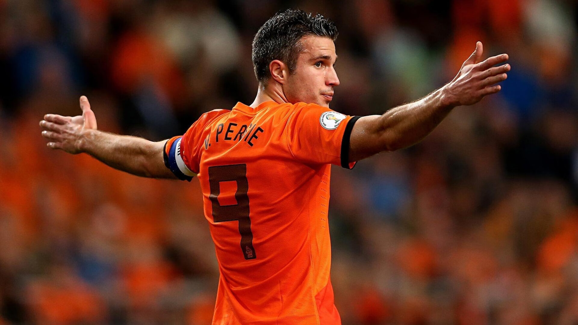 “青训基地引入国际先进设备，打造专业化育人环境”，青训中心是干嘛的